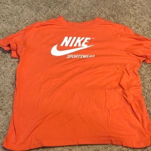 Nike T-shirt